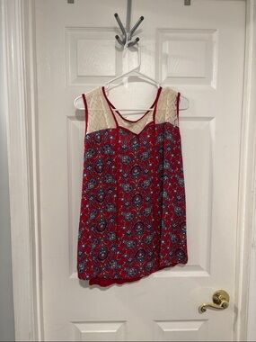 Claudia Richard Red Floral Crochet-Yoke Sleeveless Top